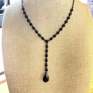 Vintage CAROLEE Y Drop Necklace Black Glass Teardrop Gunmetal Chain Choker 15"